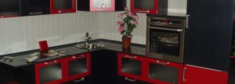 пример кухни в красно-чёрном цвете кухня в красно-чёрном цвете